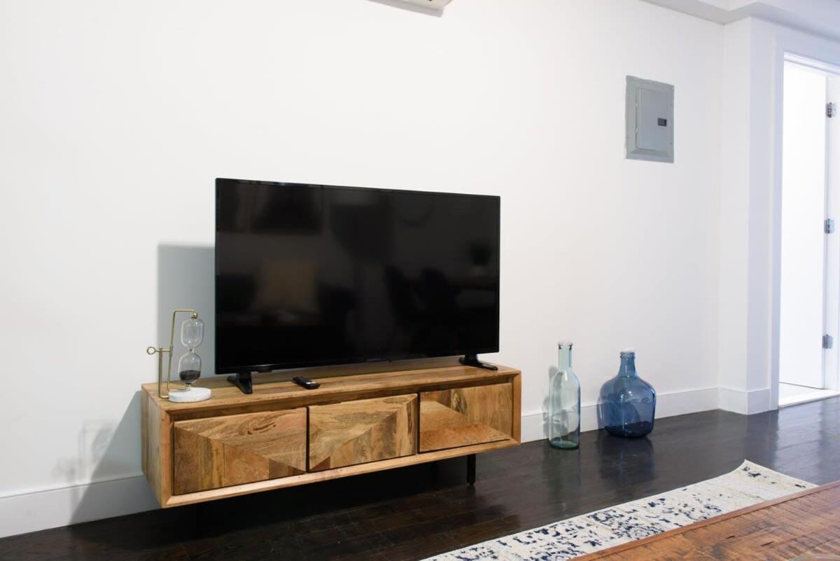39-1 Renovated 3br