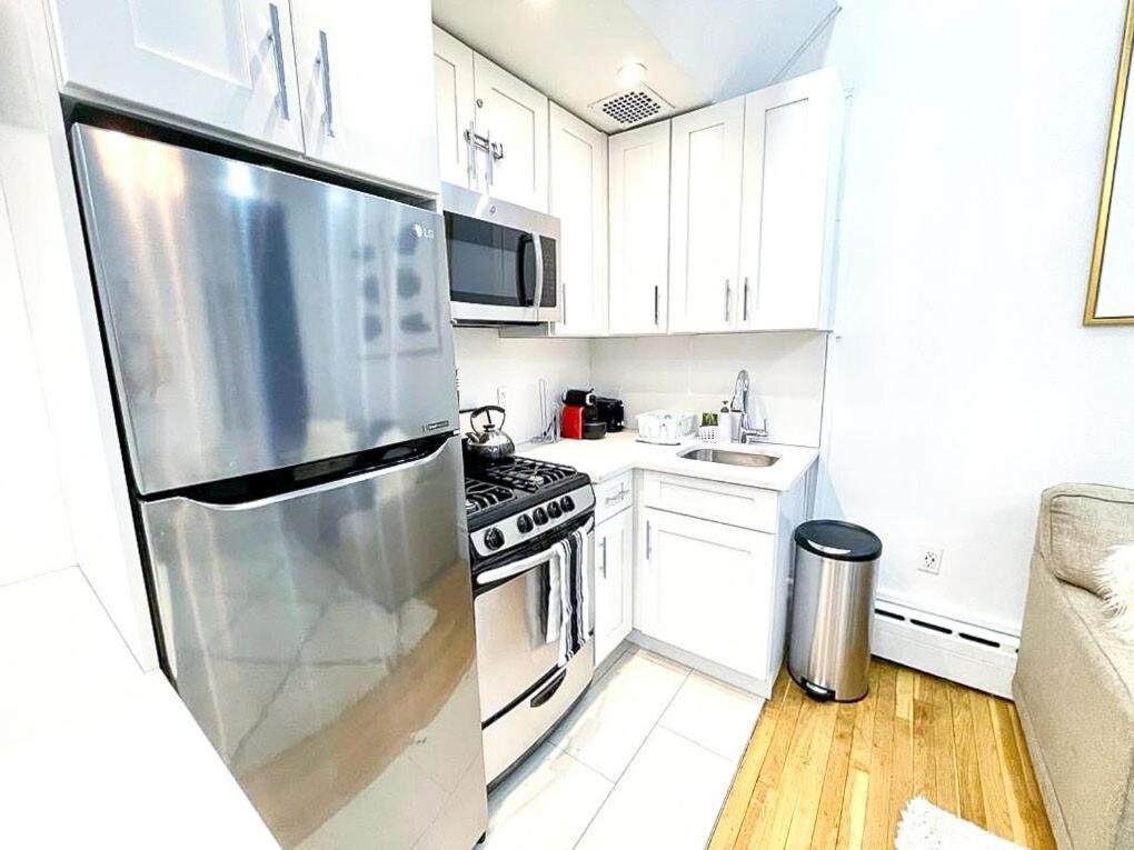 Apartment 62-2b Renovated 1br Located In Prime Upper East Side