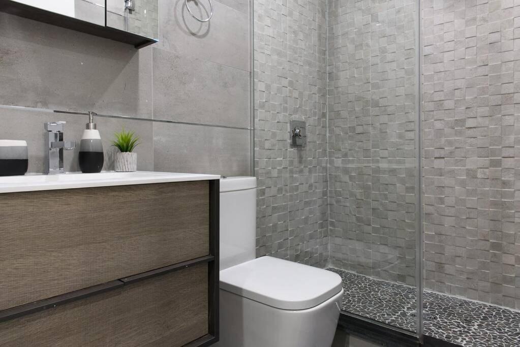 Apartment 75-1a New Prime Ues W&d In Unit Elevator New York