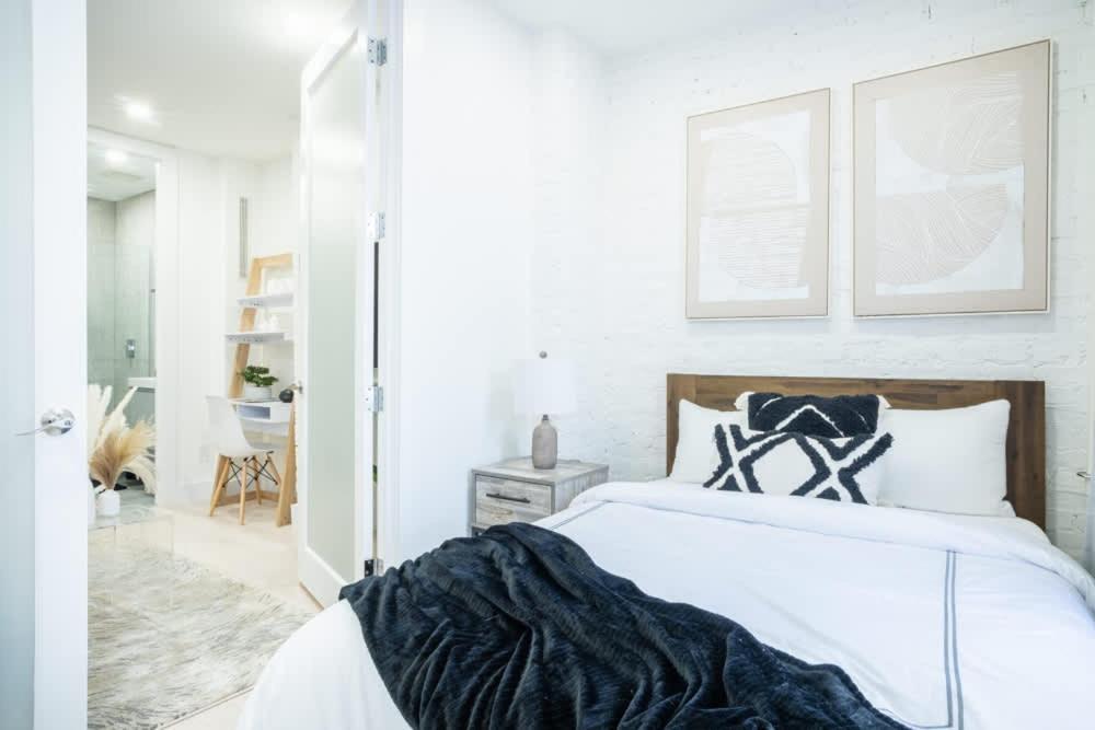 180-2 Brand New 2br 1bath East Village *