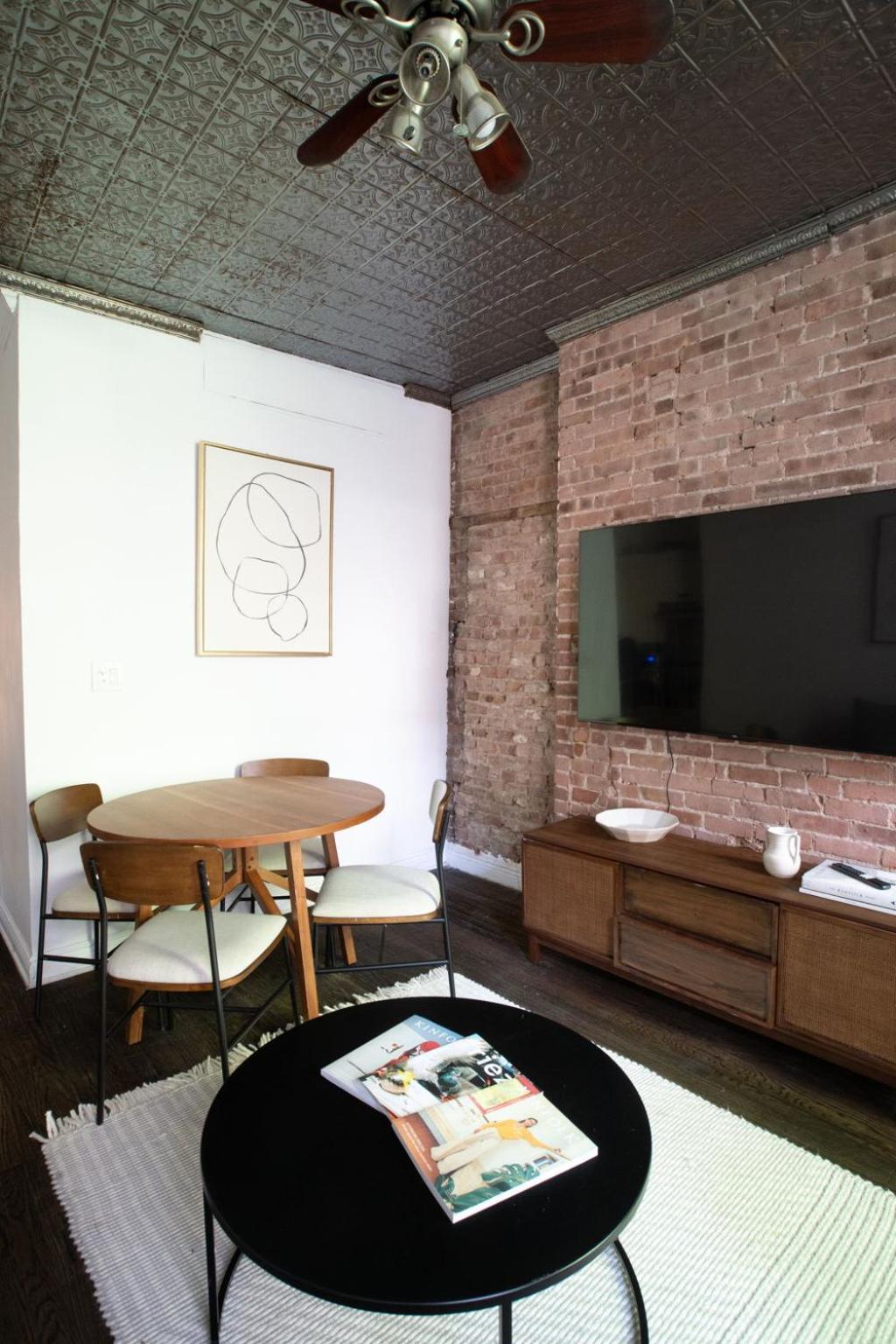 Amazing 2bedroom 1bath On Barrow Street Apartment New York