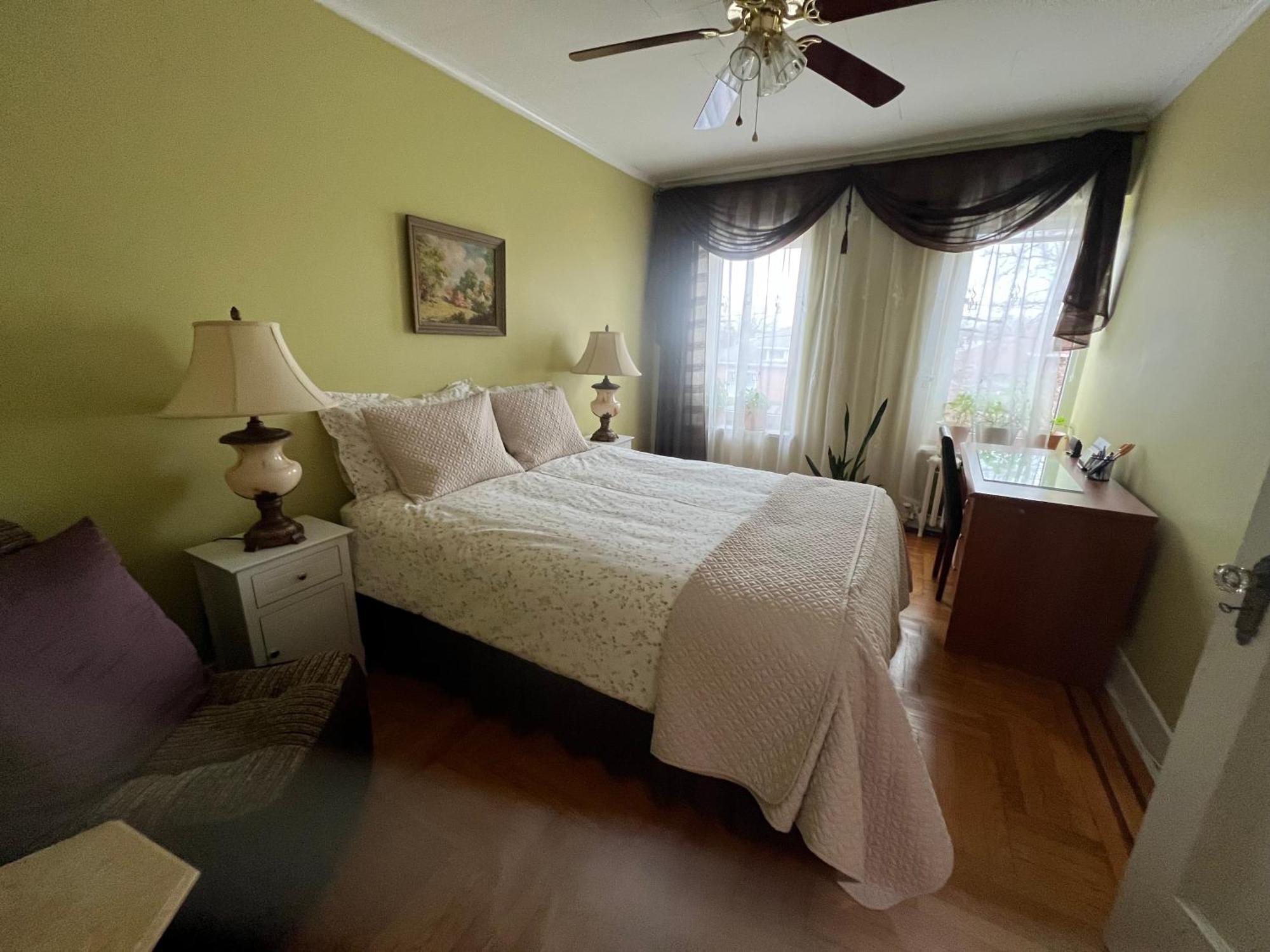 Comfort Stay In Brooklyn - Shared With A Host House Spaces