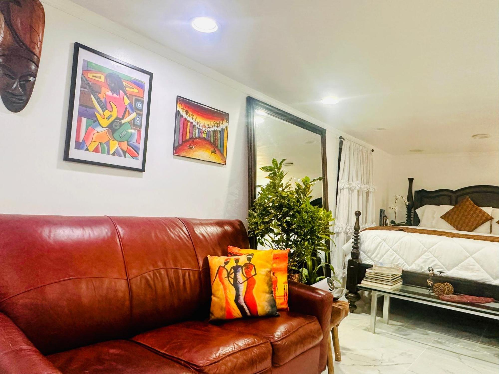 10 Minutes Away From Jfk Apartment *