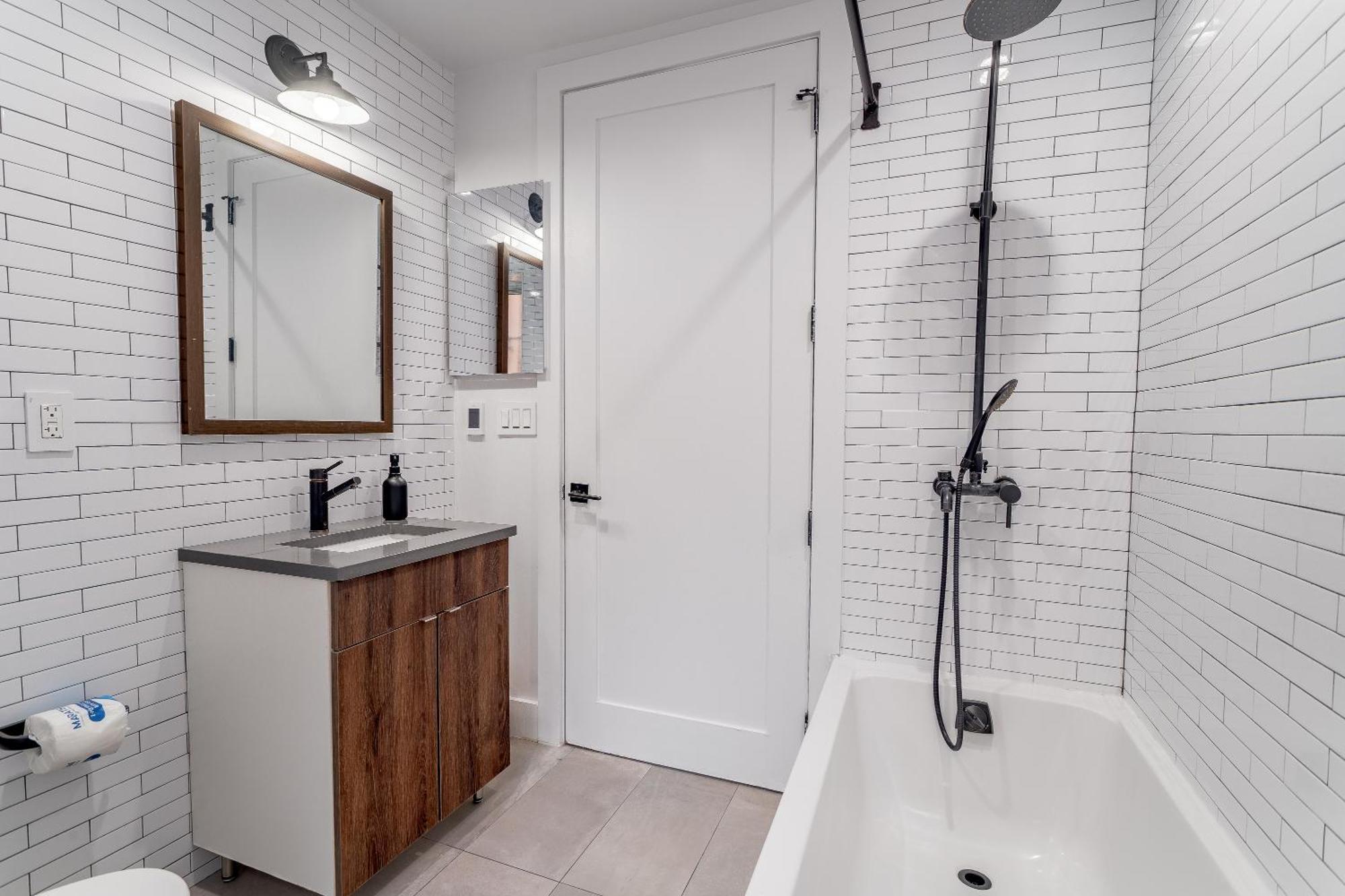 Stylish 3br 2ba East Village Steps From Tompkins Square Park