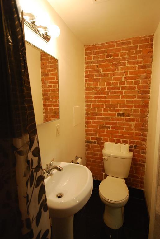 Studio Apartments - West 31St Street Apartment *