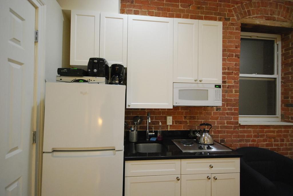Studio Apartments - West 31St Street Apartment *