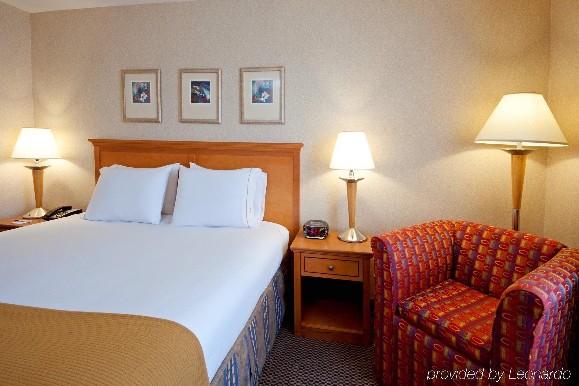 Express Brooklyn, An Ihg