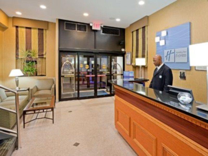 Hotel Express Brooklyn, An Ihg New York