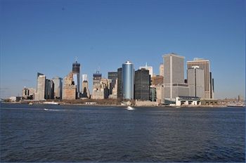 Harbor House 2* New York