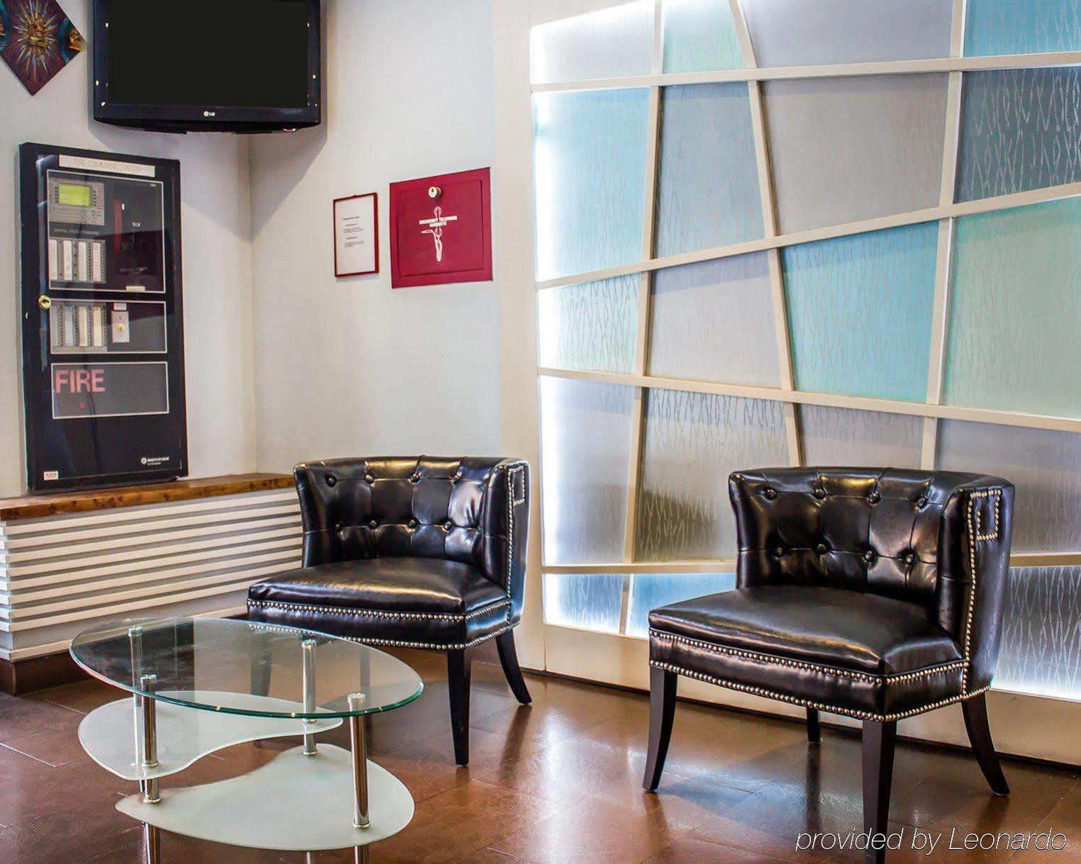 Redford Hotel 3*