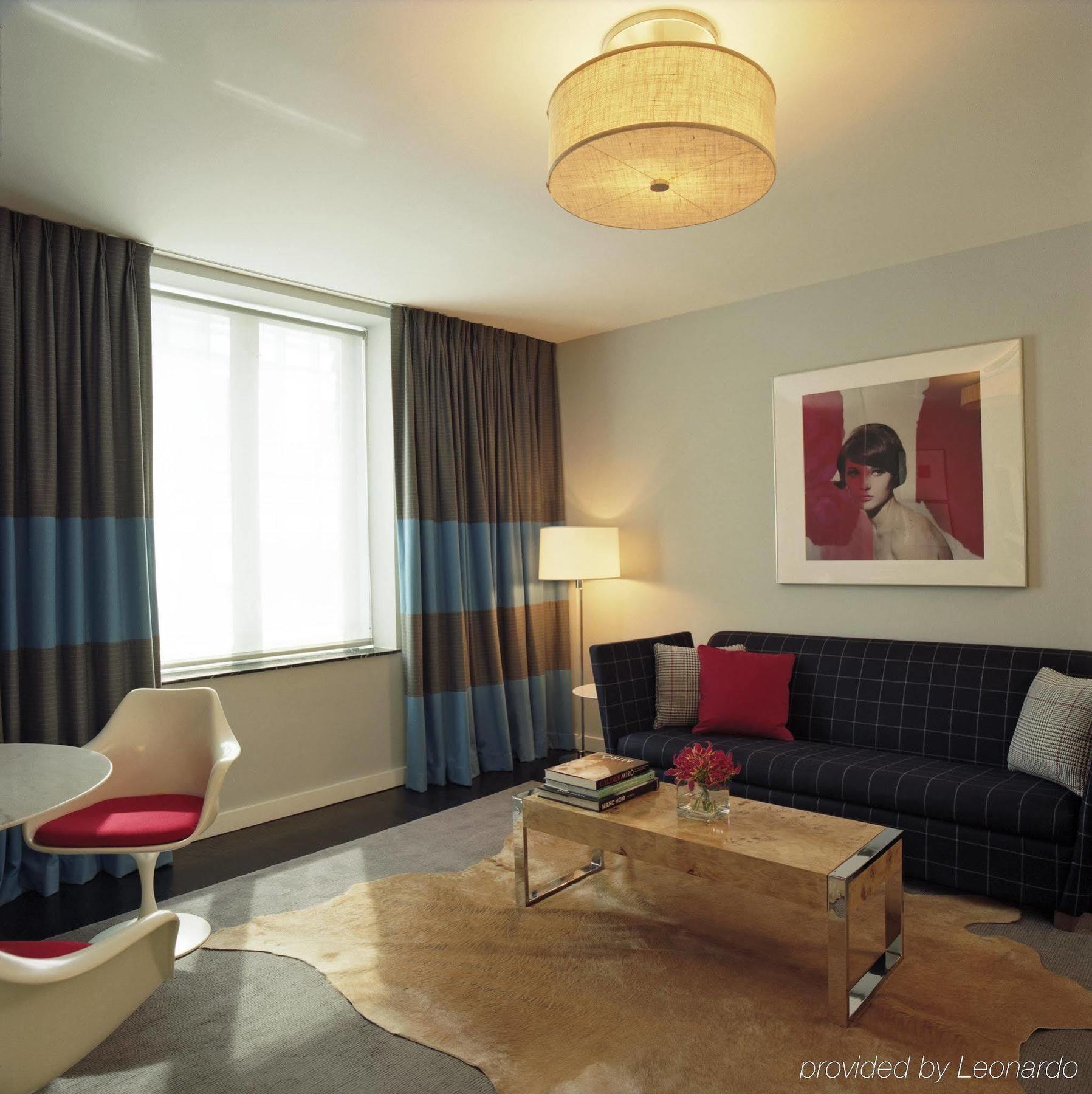 6 Columbus Park 4*