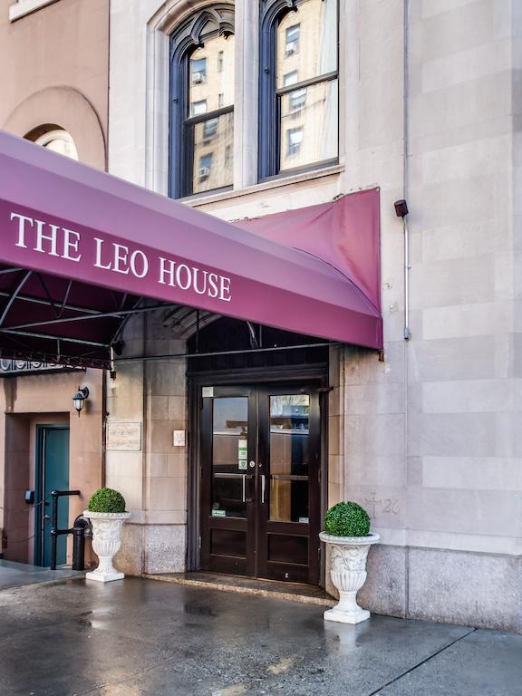 Leo House 3*