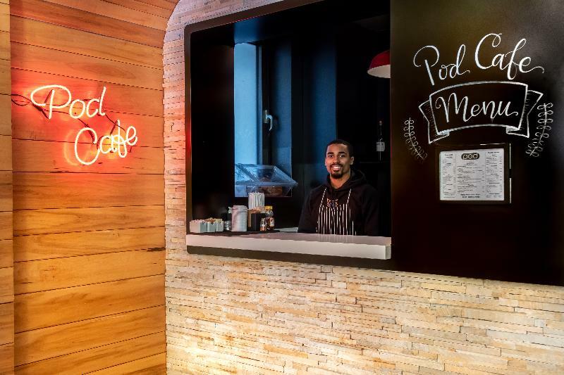 Pod 51 Hotel
