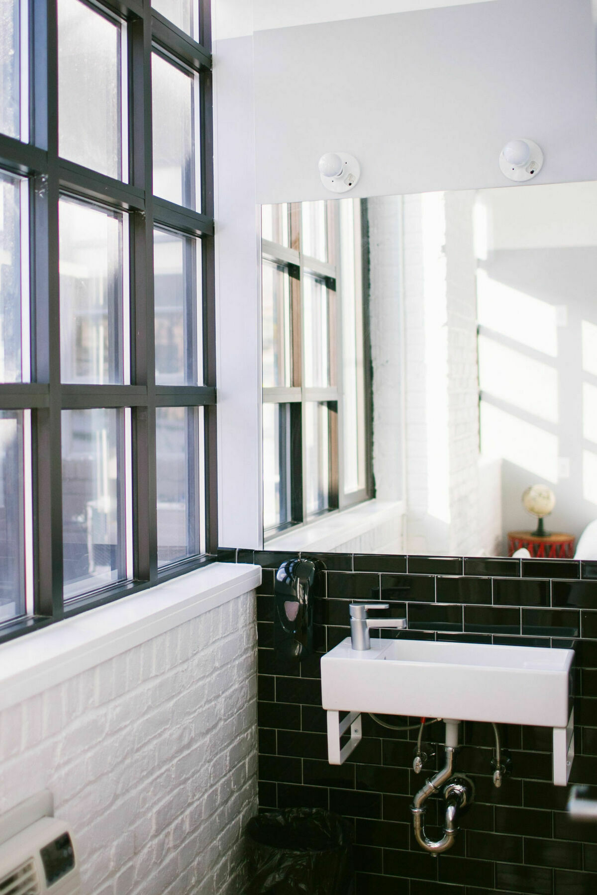 The Local Ny Hostel New York
