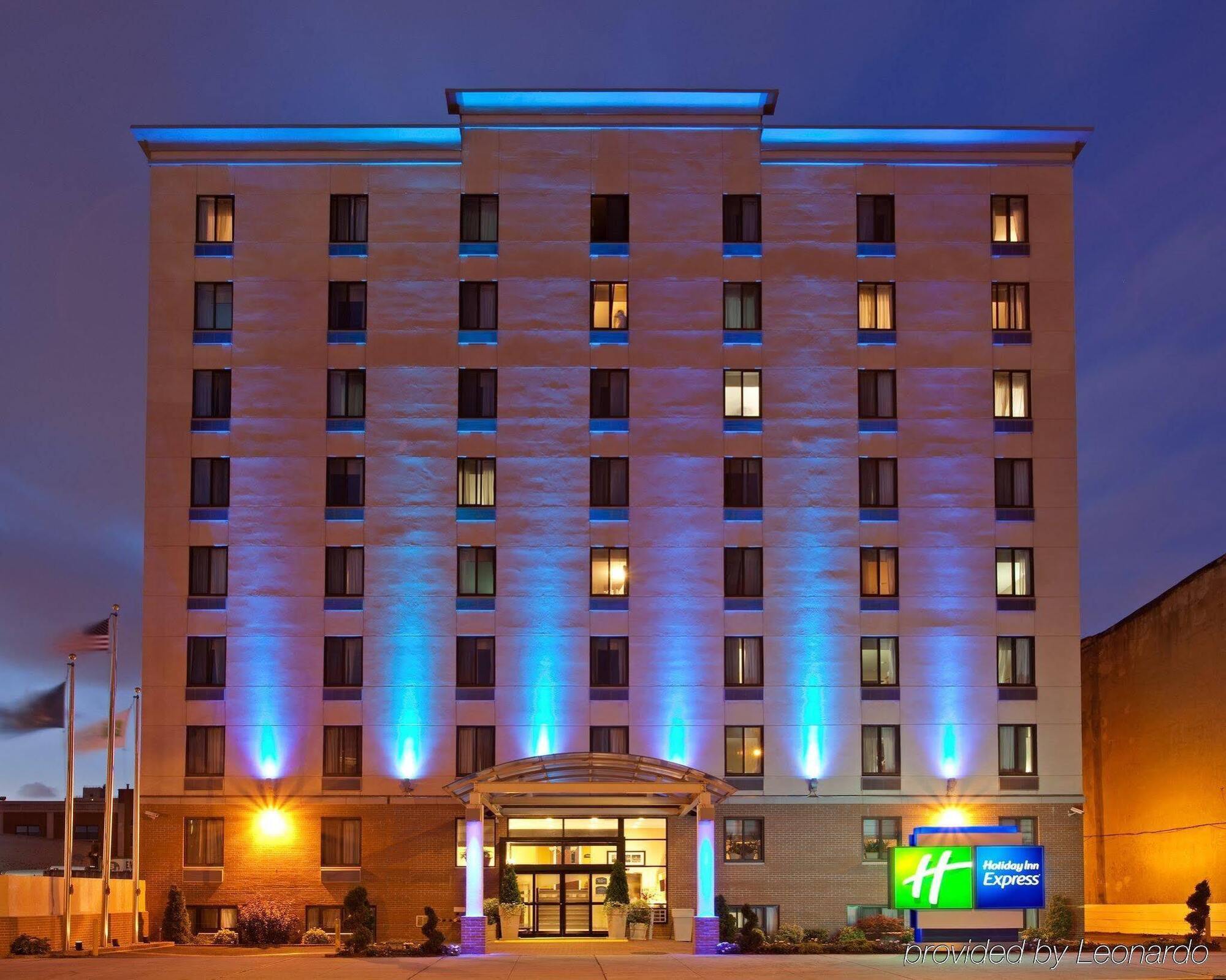 Express Brooklyn, An Ihg