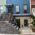 Charming Apartment In Bushwick