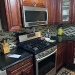 A Cheap Family Room In Queens