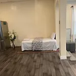A Cheap Family Room In Queens
