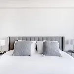 Midtown West 2Br W Doorman Gym Wd Nr Times Sq Nyc-1067