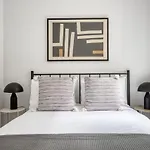 Midtown 2Br W Doorman Wd Nr Central Park Nyc-1144