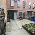 Central & Affordable Williamsburg Small Room