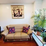 Beautiful Bedroom In A Private Home With Access To Patio