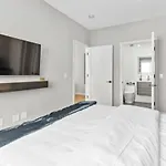 Top Notch 2 Bedroom Minutes From Central Park