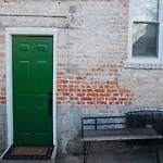The Green House W/ Private Ent