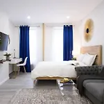 240-12 Brand New Studio Prime Location W&D
