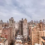Blueground Ues Gym Balcony Nr Central Park Nyc-1404