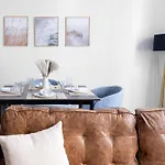 Chic 1Bd With Rooftop W/D In Unit Downtown