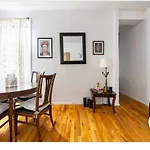 Deluxe Manhattan Room