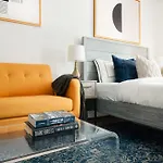 1597-7 Luxury Upper East Studio W&D In Unit
