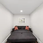 Riverside By Rove Travel 7Br Modern Townhouse
