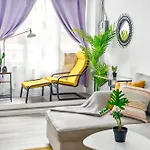 Cozy 2 Bedroom Gem In Lower Manhattan W Big Living Room