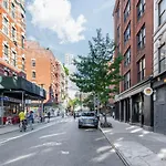 Soho 1Br W Private Deck Wd Nr New Museum Nyc-1104