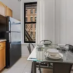 Monthly Nyc Rentals - Flawless 2 Bedroom Apartment