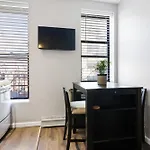 Central Living In Times Square
