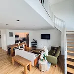 Stylish Duplex Penthouse With Large Outdoor Space