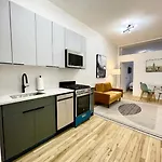 Luxury 2 Bedroom Apartment In Nyc!!