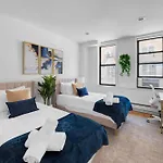 Gorgeous 4 Bedroom 2 Bathroom Nyc Apartment