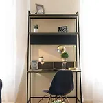 428-4R 2 Bedroom Newly Furnished