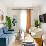 403-4C New 3Br-2Baths Prime Ues
