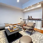10-3 Designer East Village 3Br Triplex Townhouse