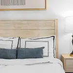 69-5B I Stylish Lower East Side 1Br Apt