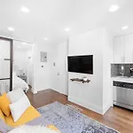 69-4B Celebrate New Year In Style Modern 1Br In Prime Lower East Side