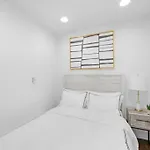 69-4B Celebrate New Year In Style Modern 1Br In Prime Lower East Side