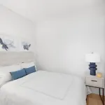 69-2C Cozy Winter Escape Brand New 1Br In Prime Lower East Side