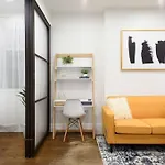 69-2A Holiday Retreat Prime Lower East Side 1Br Apt