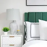 48-5Fe Brand New 2Br In Prime Midtown - W&D